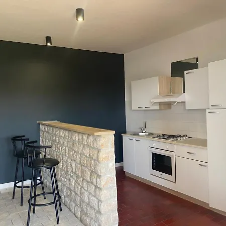 Dub Center Ii Apartman