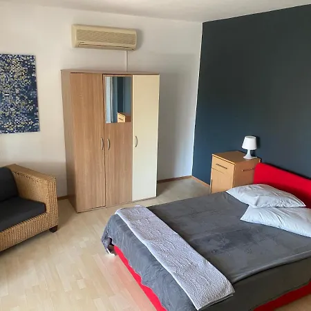 Dub Center Ii Apartman